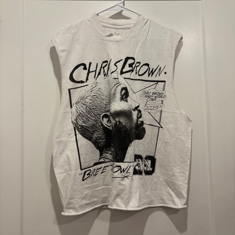 Chris Brown Breezy Bowl 2022 Tour Sleeveless Shirt White Large Cassette Graphic